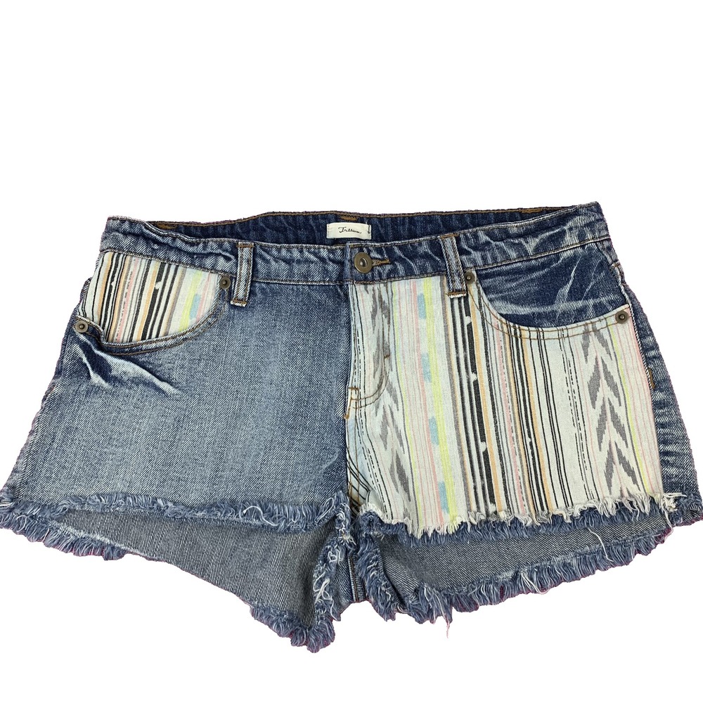 Trillium Cutoff Jean Shorts Size 7 Distressed Aztec Boho Festival Cheeky